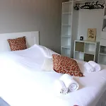 Spacious House With Garden