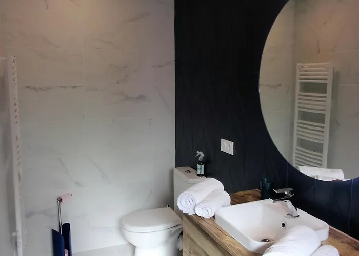 Spacious House With Garden Tatil Evi *